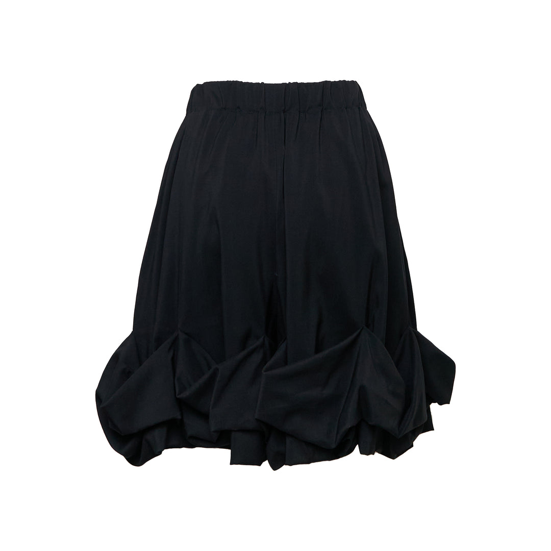 ENFOLD Black Roll-Up Draped Shorts – Available at Club 21, Official Retailer in Singapore, Malaysia & Thailand with Global Shipping Online