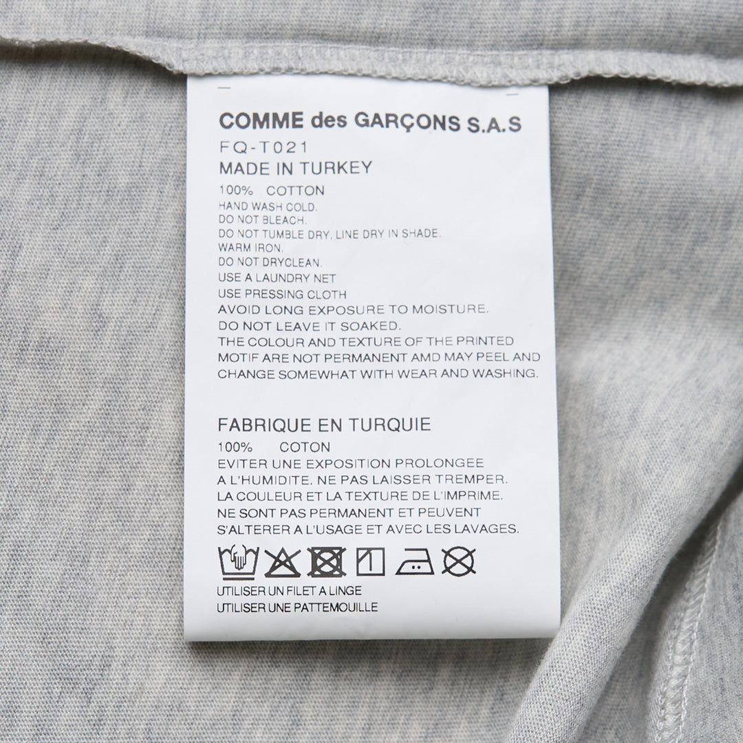COMME des GARCONS SHIRT Graphic T-Shirt – Available at Club 21, Official Retailer in Singapore, Malaysia & Thailand with Global Shipping Online