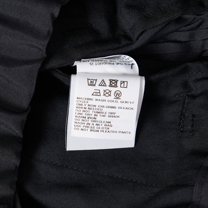 Air Pleats Woven Pants