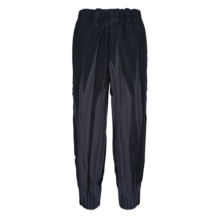 IM MEN Edge Woven Pants – Available at Club 21, Official Retailer in Singapore, Malaysia & Thailand with Global Shipping Online