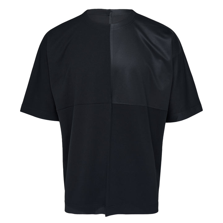 IM MEN Flat Tee – Available at Club 21, Official Retailer in Singapore, Malaysia & Thailand with Global Shipping Online