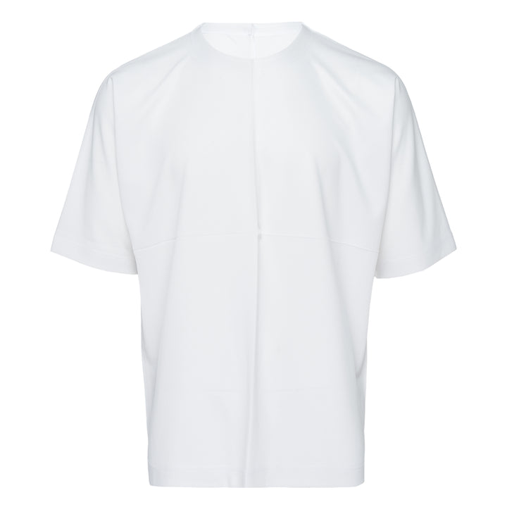 IM MEN Flat Tee – Available at Club 21, Official Retailer in Singapore, Malaysia & Thailand with Global Shipping Online