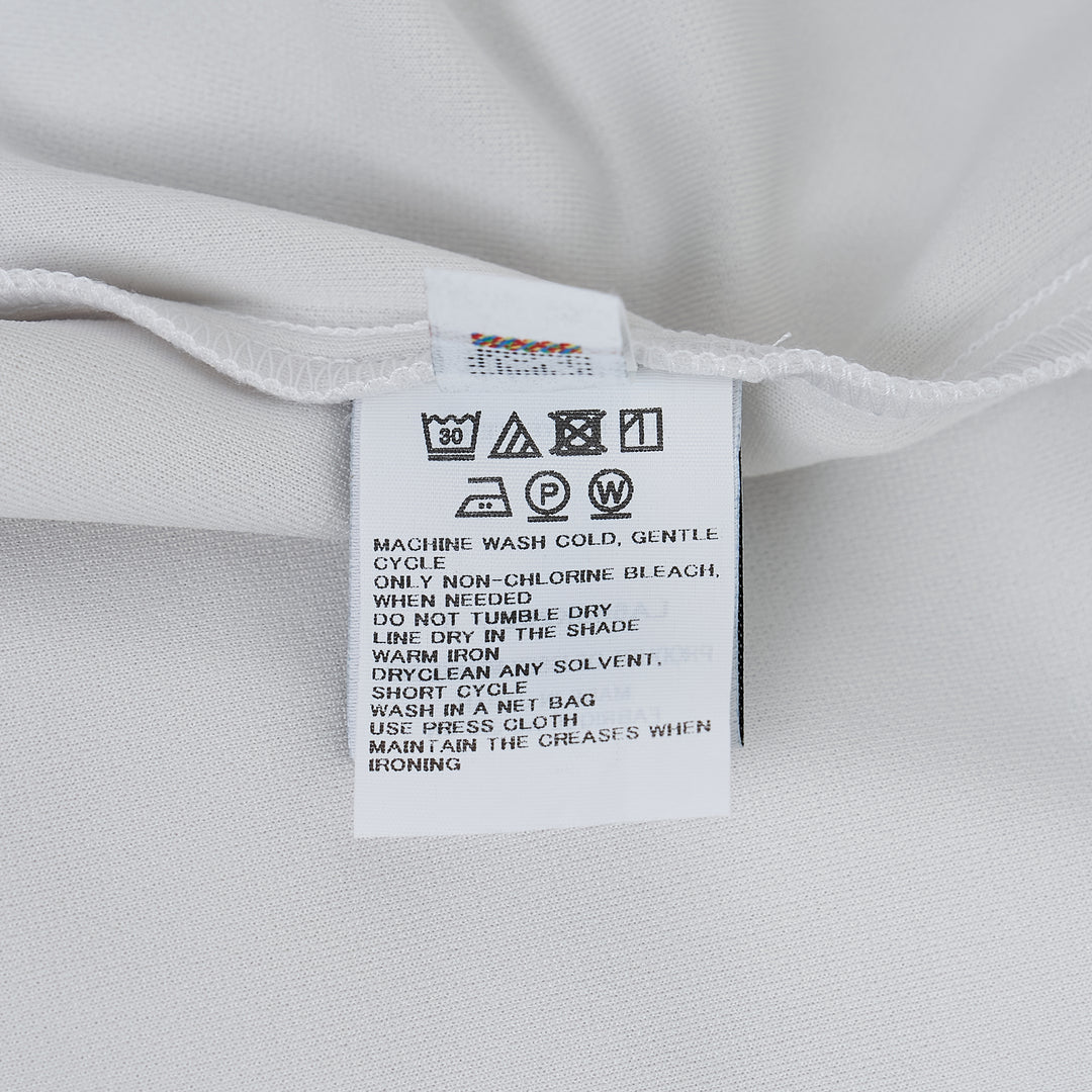 IM MEN Flat Tee – Available at Club 21, Official Retailer in Singapore, Malaysia & Thailand with Global Shipping Online