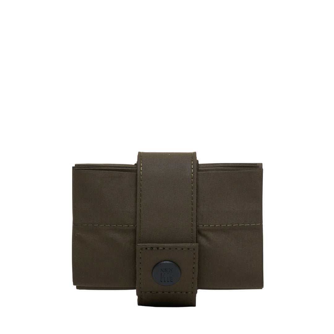 IM MEN PATA PATA Handbag – Available at Club 21, Official Retailer in Singapore, Malaysia & Thailand with Global Shipping Online