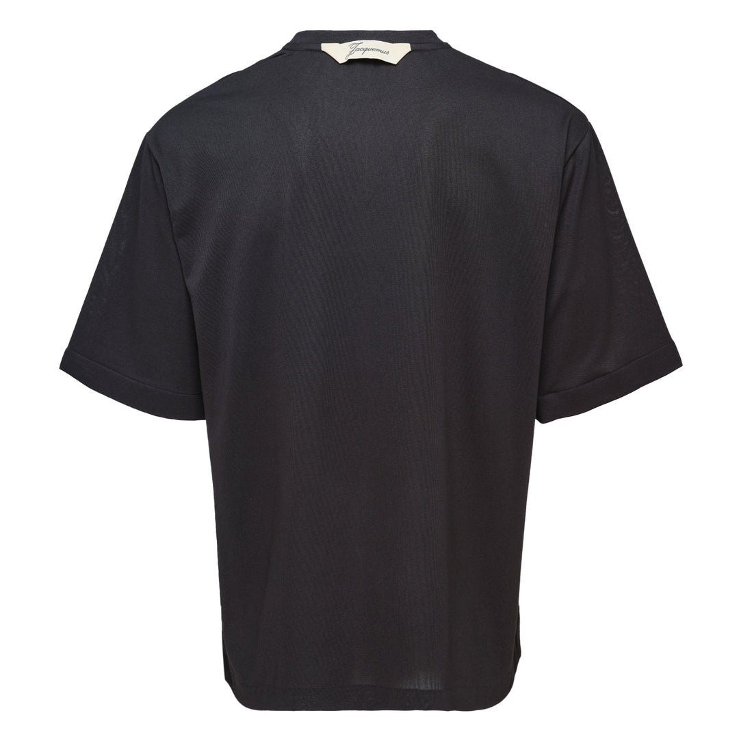 Jacquemus T-Shirt – Available at Club 21, Official Retailer in Singapore, Malaysia & Thailand with Global Shipping Online
