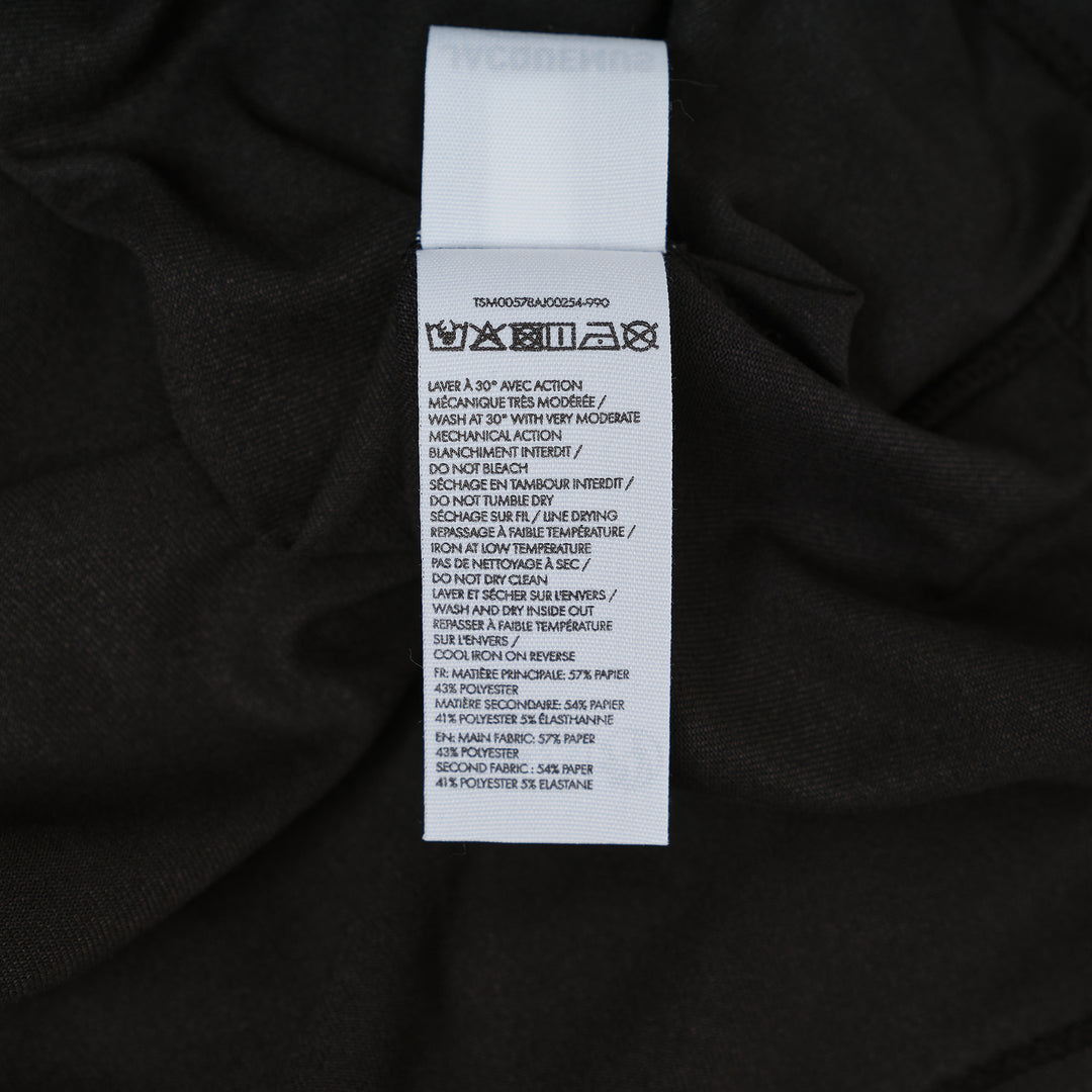 Jacquemus T-Shirt – Available at Club 21, Official Retailer in Singapore, Malaysia & Thailand with Global Shipping Online