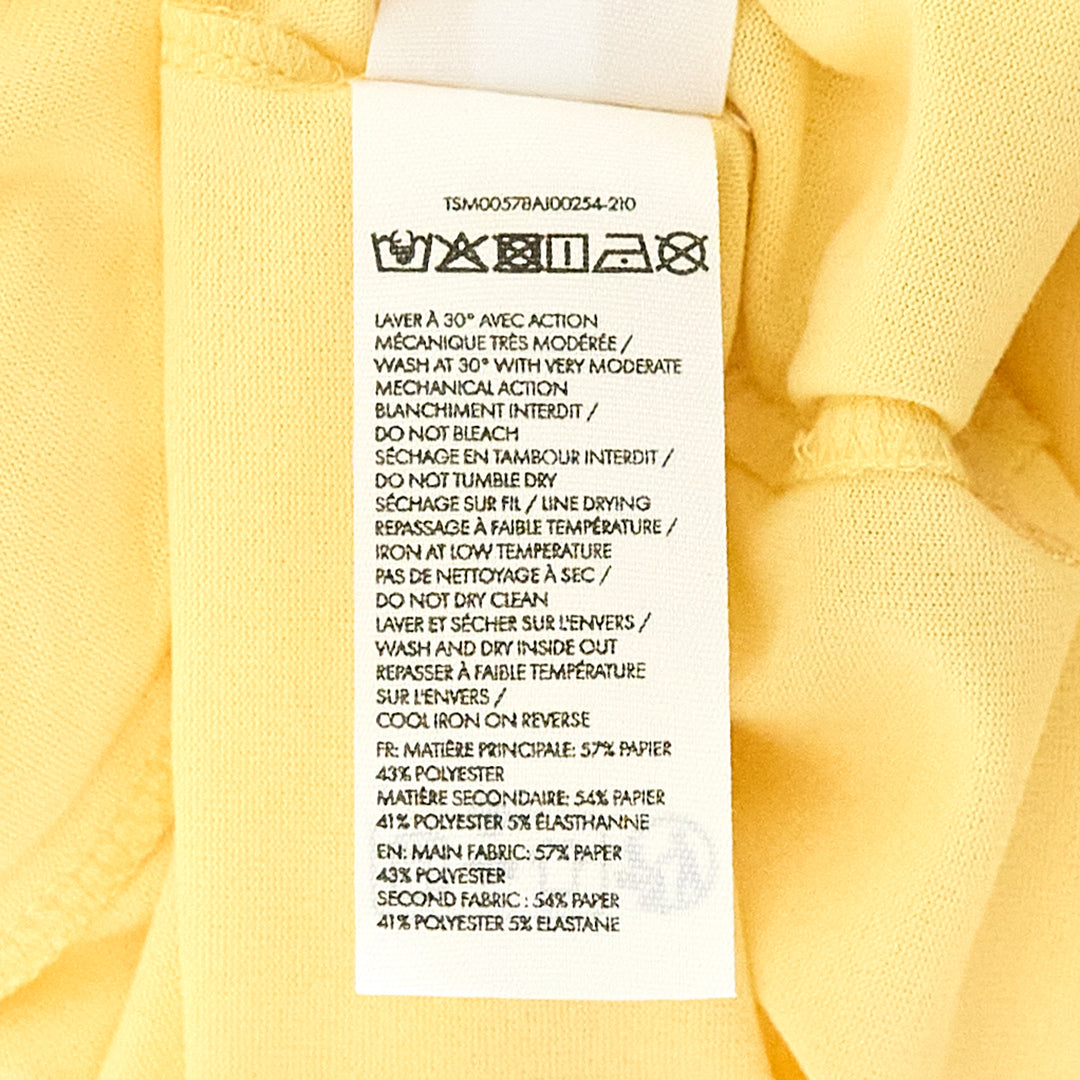 JACQUEMUS Le T-Shirt Rond Carre Manches Courtes – Available at Club 21, Official Retailer in Singapore, Malaysia & Thailand with Global Shipping Online