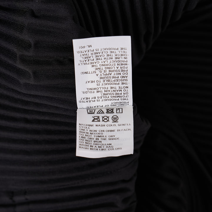 Tuxedo Pleated Jacket