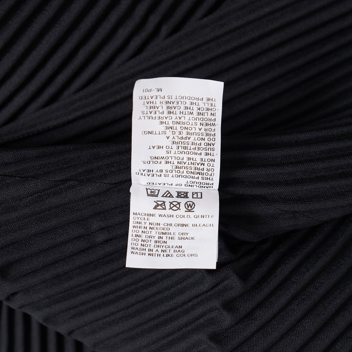 Tuxedo Pleated Vest