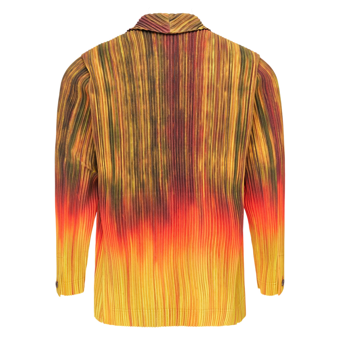 HOMME PLISSE ISSEY MIYAKE Paint Brush Close-Up Pleated Jacket – Available at Club 21, Official Retailer in Singapore, Malaysia & Thailand with Global Shipping Online