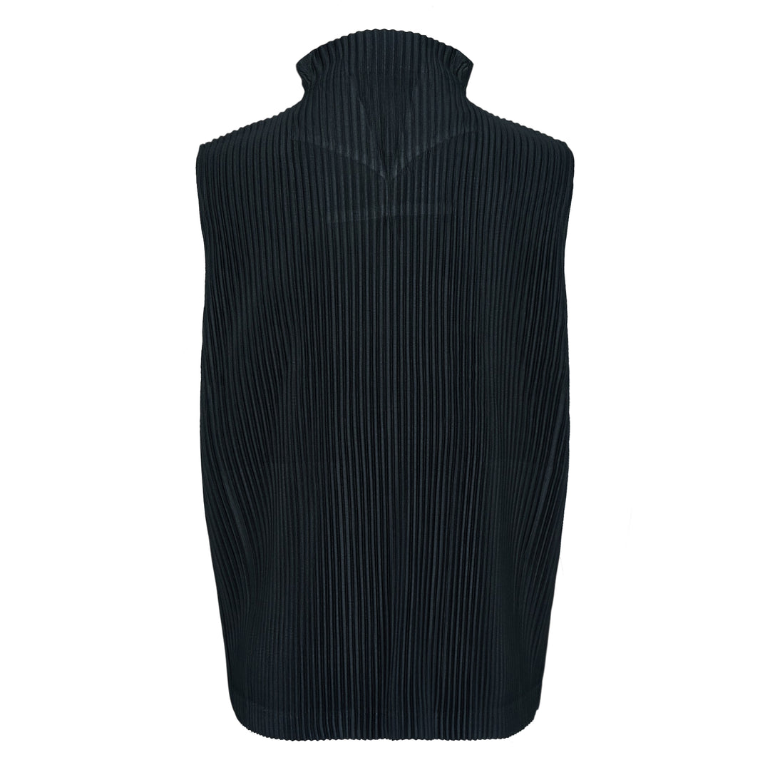 HOMME PLISSE ISSEY MIYAKE Monthly Colors April Pleated Vest – Available at Club 21, Official Retailer in Singapore, Malaysia & Thailand with Global Shipping Online