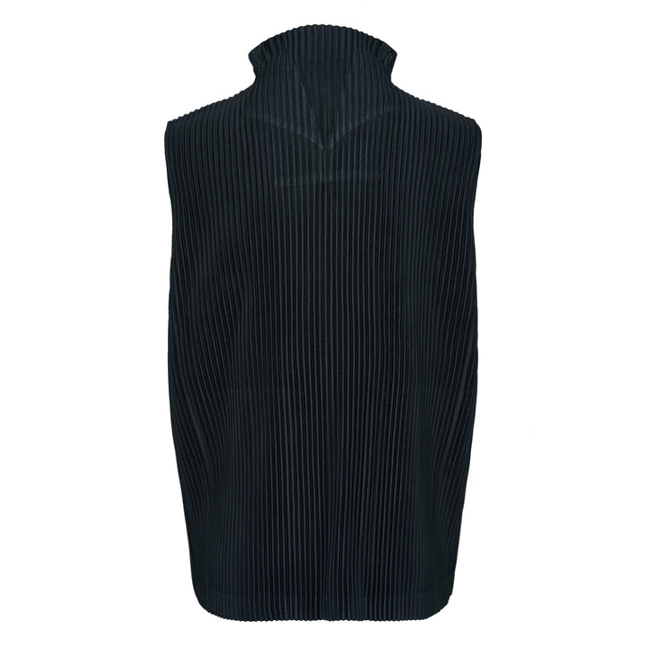 HOMME PLISSE ISSEY MIYAKE Monthly Colors April Pleated Vest – Available at Club 21, Official Retailer in Singapore, Malaysia & Thailand with Global Shipping Online