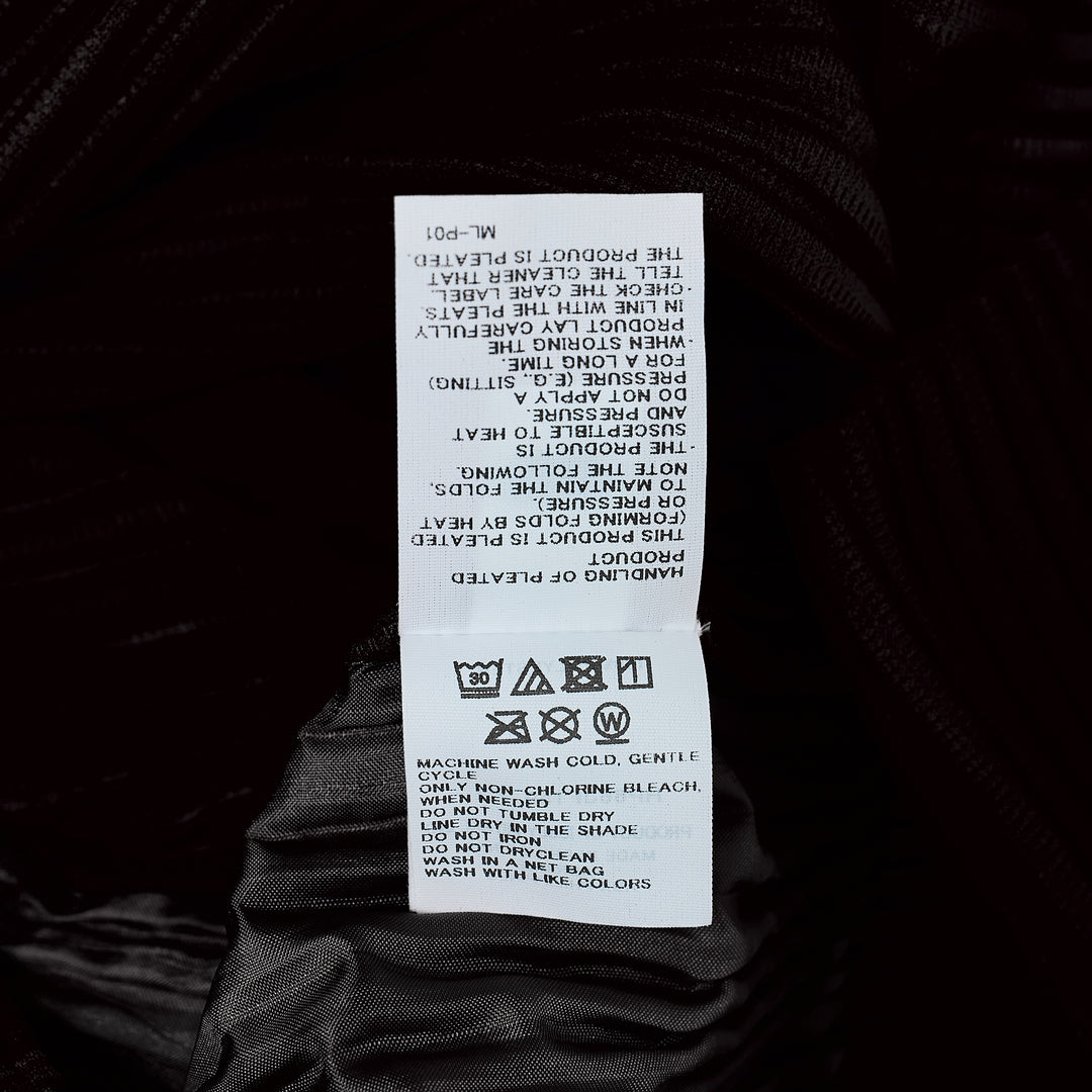 HOMME PLISSE ISSEY MIYAKE Tailored Pleated 2 Shorts – Available at Club 21, Official Retailer in Singapore, Malaysia & Thailand with Global Shipping Online