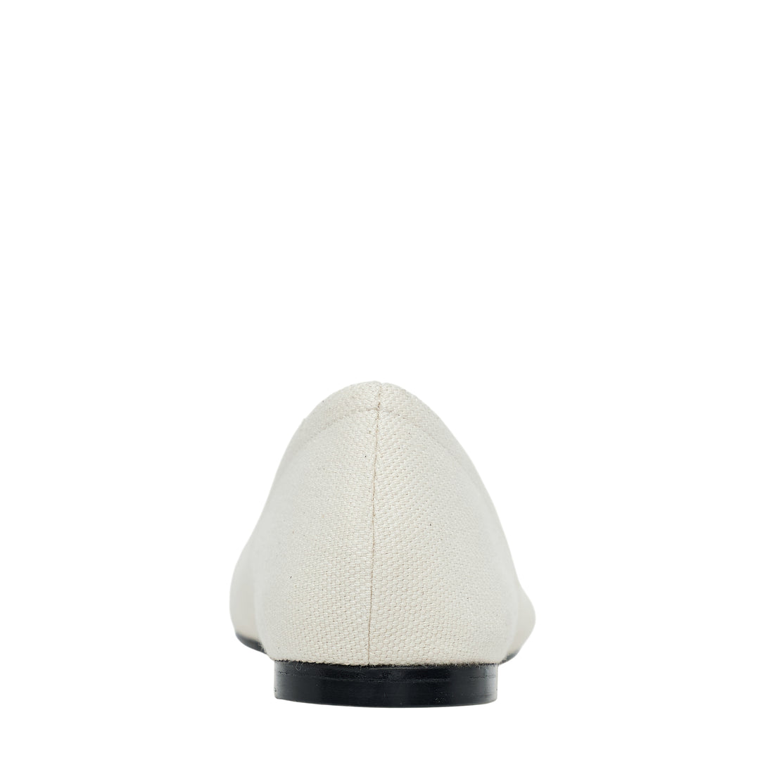 JACQUEMUS Les Ballerines Ovalo Flat Shoes – Available at Club 21, Official Retailer in Singapore, Malaysia & Thailand with Global Shipping Online