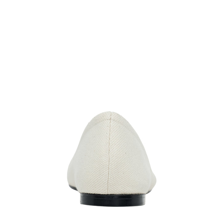 JACQUEMUS Les Ballerines Ovalo Flat Shoes – Available at Club 21, Official Retailer in Singapore, Malaysia & Thailand with Global Shipping Online