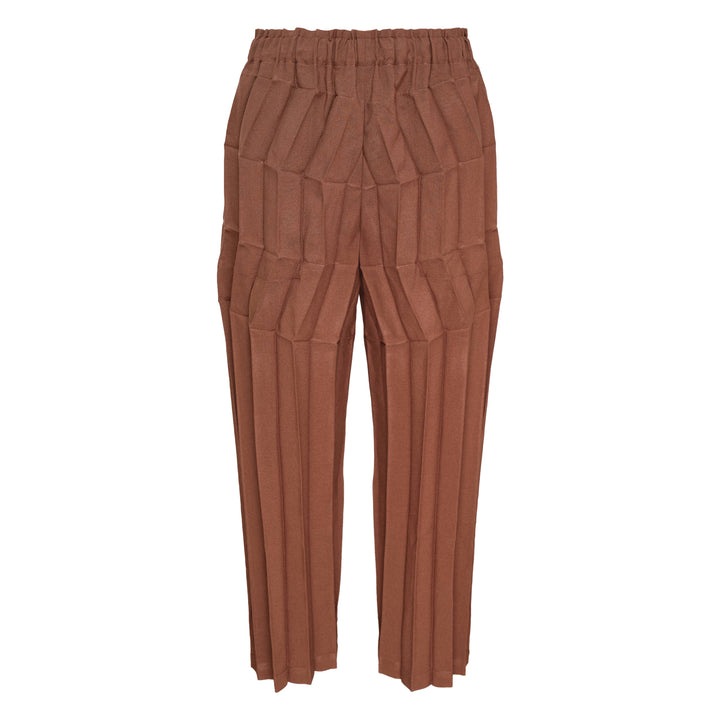 me ISSEY MIYAKE Zig Zag Pleats Pants – Available at Club 21, Official Retailer in Singapore, Malaysia & Thailand with Global Shipping Online