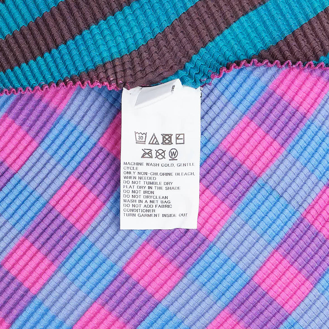 me ISSEY MIYAKE Magic Stripe Top – Available at Club 21, Official Retailer in Singapore, Malaysia & Thailand with Global Shipping Online