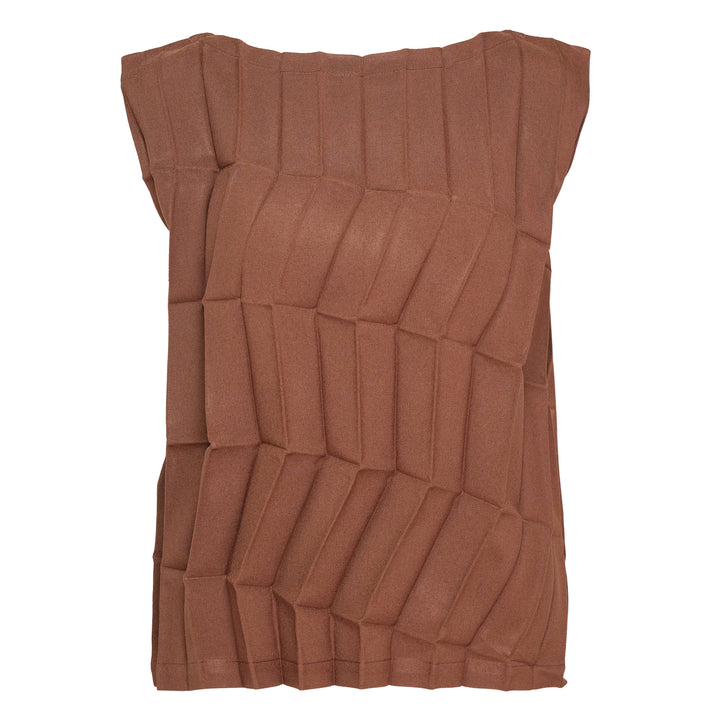 me ISSEY MIYAKE Zig Zag Pleats Tank Top – Available at Club 21, Official Retailer in Singapore, Malaysia & Thailand with Global Shipping Online