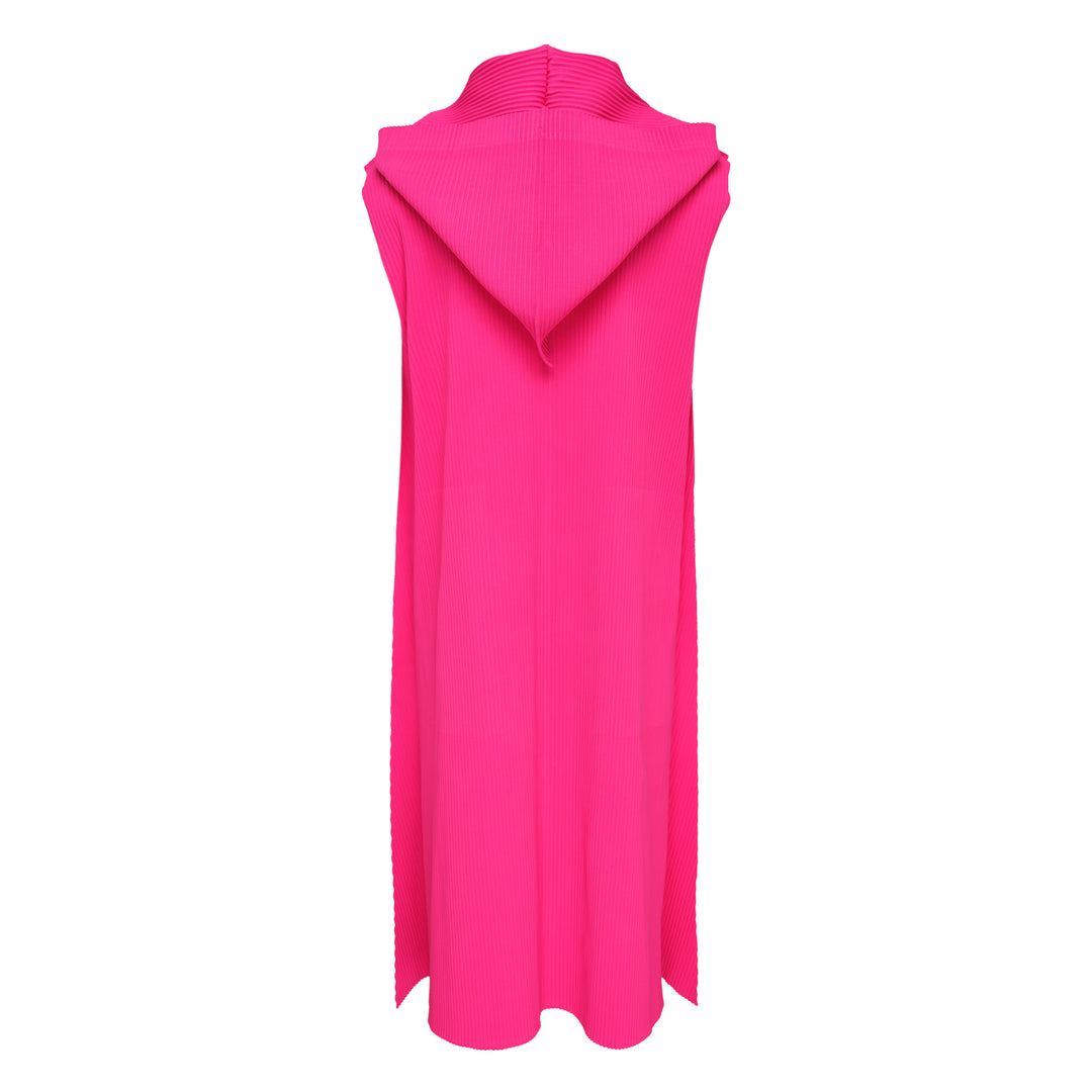 me ISSEY MIYAKE Flare Pleated Vest – Available at Club 21, Official Retailer in Singapore, Malaysia & Thailand with Global Shipping Online