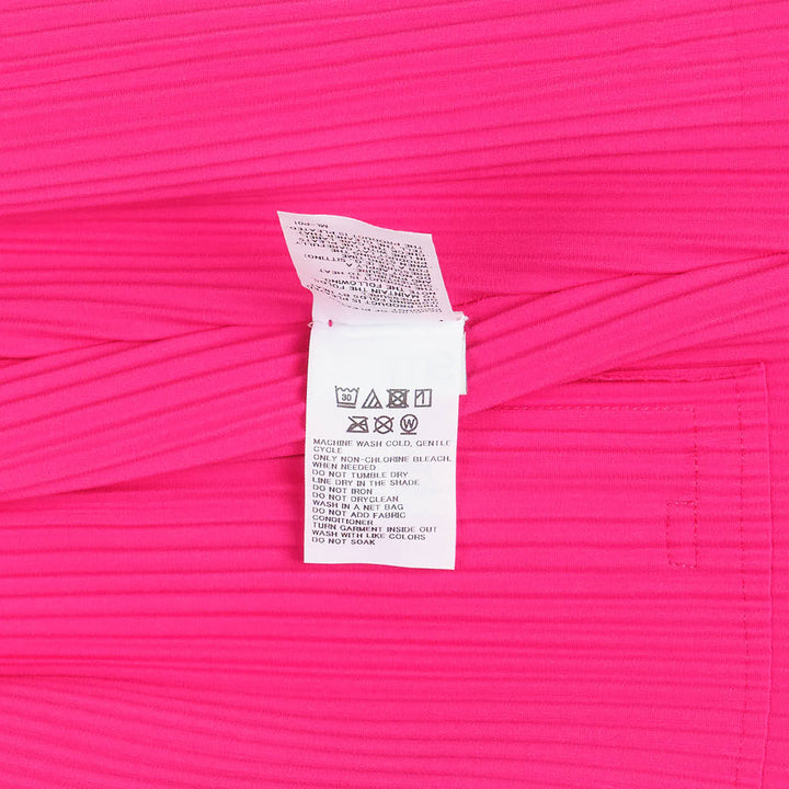 me ISSEY MIYAKE Flare Pleated Vest – Available at Club 21, Official Retailer in Singapore, Malaysia & Thailand with Global Shipping Online