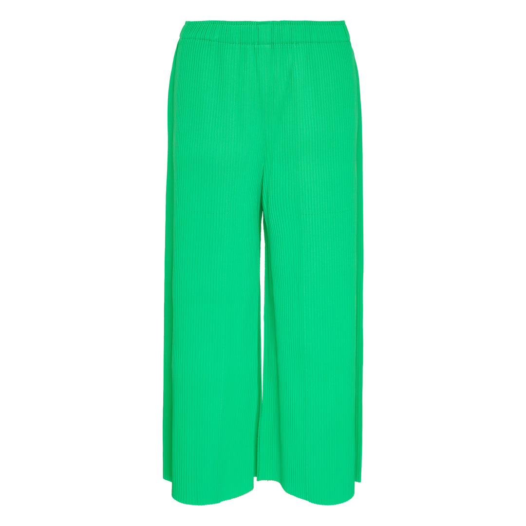 me ISSEY MIYAKE Fine Knit Pleated 2 Wide Pants – Available at Club 21, Official Retailer in Singapore, Malaysia & Thailand with Global Shipping Online