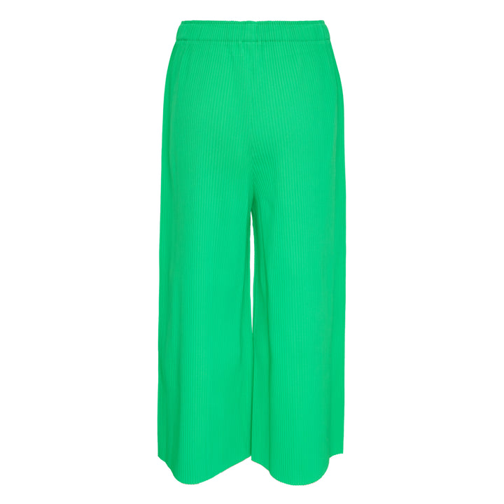 me ISSEY MIYAKE Fine Knit Pleated 2 Wide Pants – Available at Club 21, Official Retailer in Singapore, Malaysia & Thailand with Global Shipping Online