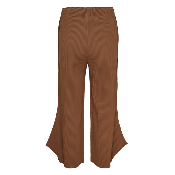 me ISSEY MIYAKE Fine Knit Pleated 2 Pants – Available at Club 21, Official Retailer in Singapore, Malaysia & Thailand with Global Shipping Online