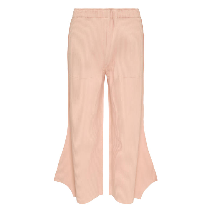 me ISSEY MIYAKE Fine Knit Pleated 2 Pants – Available at Club 21, Official Retailer in Singapore, Malaysia & Thailand with Global Shipping Online
