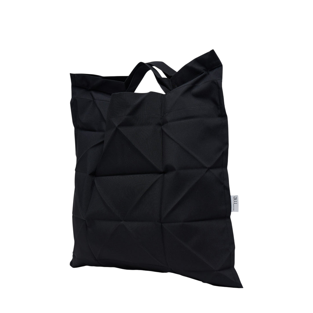 me ISSEY MIYAKE Geometric Pleats Bag – Available at Club 21, Official Retailer in Singapore, Malaysia & Thailand with Global Shipping Online