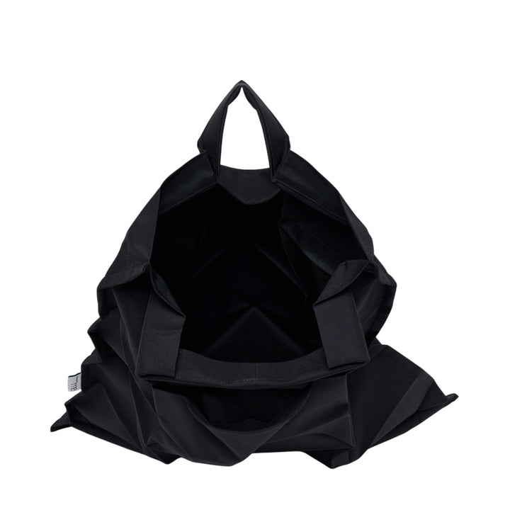 me ISSEY MIYAKE Geometric Pleats Bag – Available at Club 21, Official Retailer in Singapore, Malaysia & Thailand with Global Shipping Online