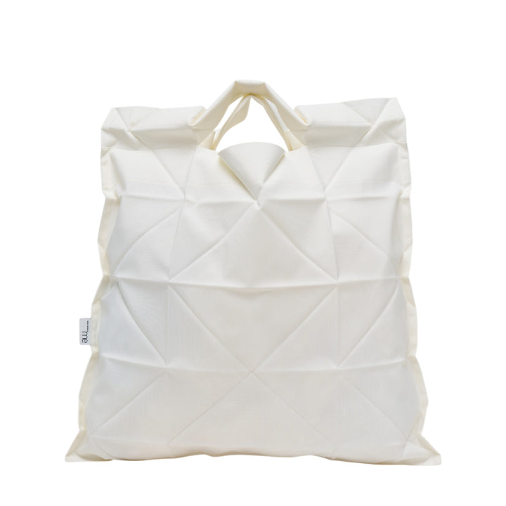 me ISSEY MIYAKE Geometric Pleats Bag – Available at Club 21, Official Retailer in Singapore, Malaysia & Thailand with Global Shipping Online