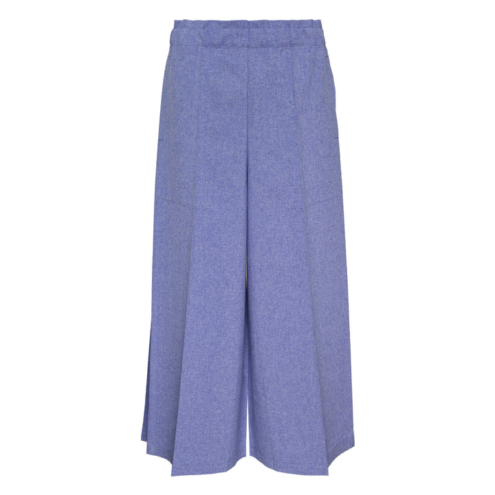 me ISSEY MIYAKE Flat Bottom Long Pants – Available at Club 21, Official Retailer in Singapore, Malaysia & Thailand with Global Shipping Online
