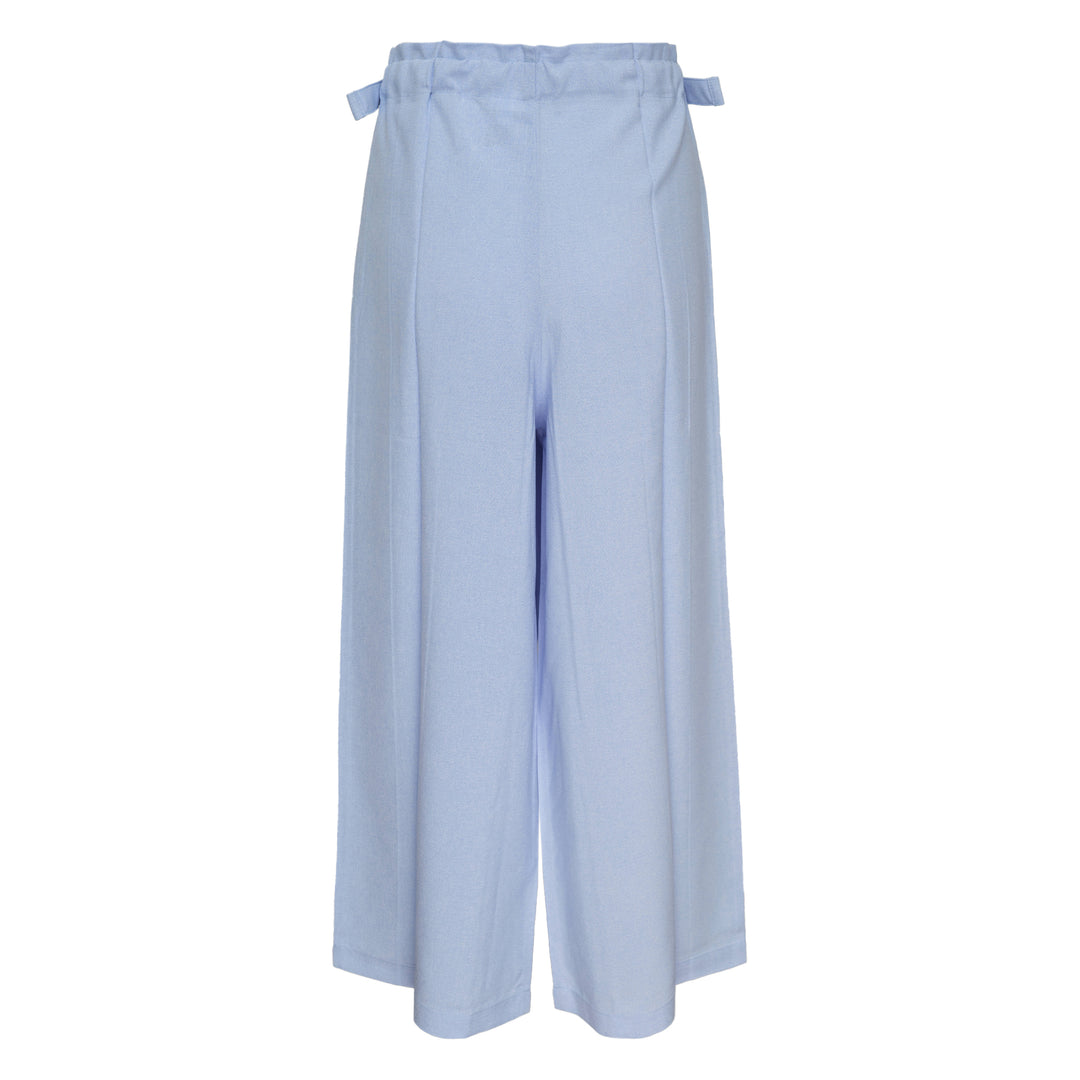 me ISSEY MIYAKE Flat Bottom Long Pants – Available at Club 21, Official Retailer in Singapore, Malaysia & Thailand with Global Shipping Online