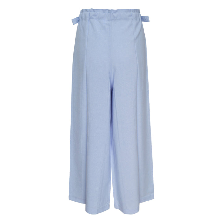 me ISSEY MIYAKE Flat Bottom Long Pants – Available at Club 21, Official Retailer in Singapore, Malaysia & Thailand with Global Shipping Online