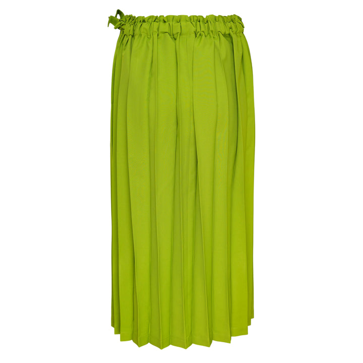 Cross Pleats