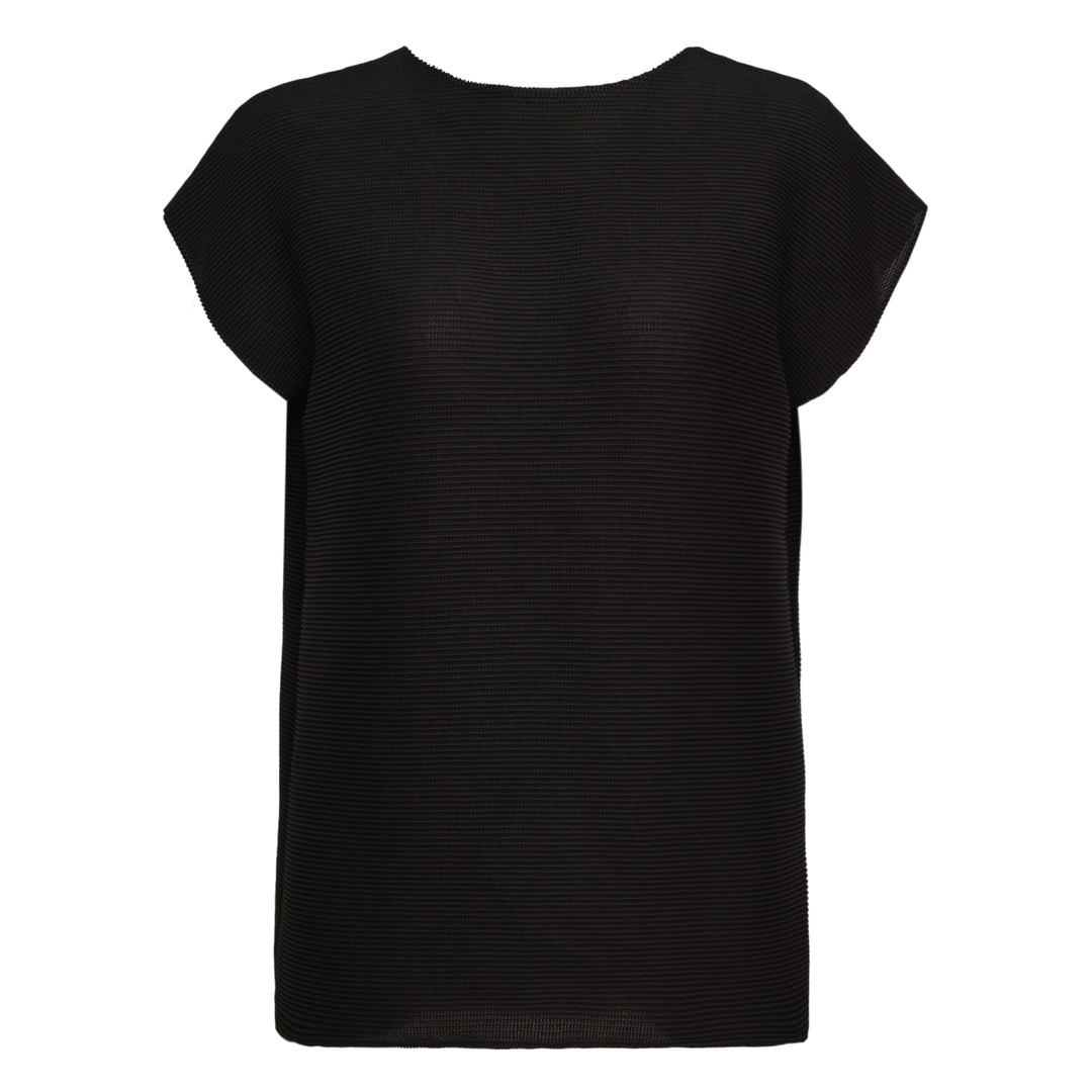me ISSEY MIYAKE Square Stretch Pleated Top – Available at Club 21, Official Retailer in Singapore, Malaysia & Thailand with Global Shipping Online