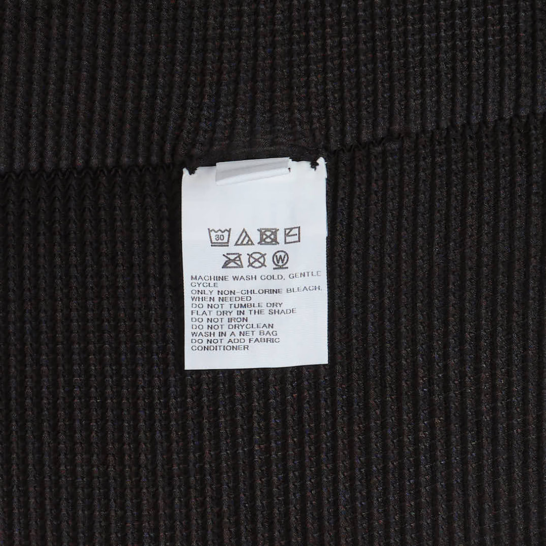 me ISSEY MIYAKE Square Stretch Pleated Top – Available at Club 21, Official Retailer in Singapore, Malaysia & Thailand with Global Shipping Online