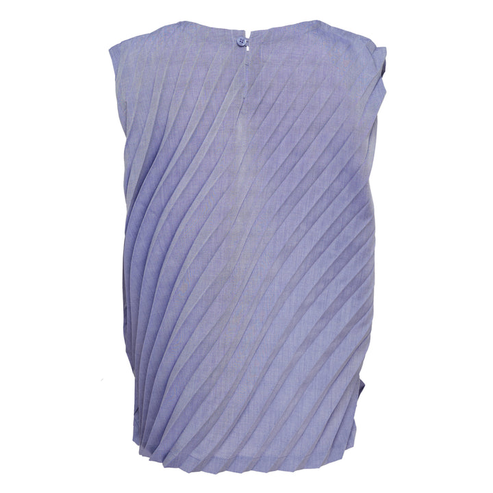 me ISSEY MIYAKE Angle Pleats Sleeveless Top – Available at Club 21, Official Retailer in Singapore, Malaysia & Thailand with Global Shipping Online