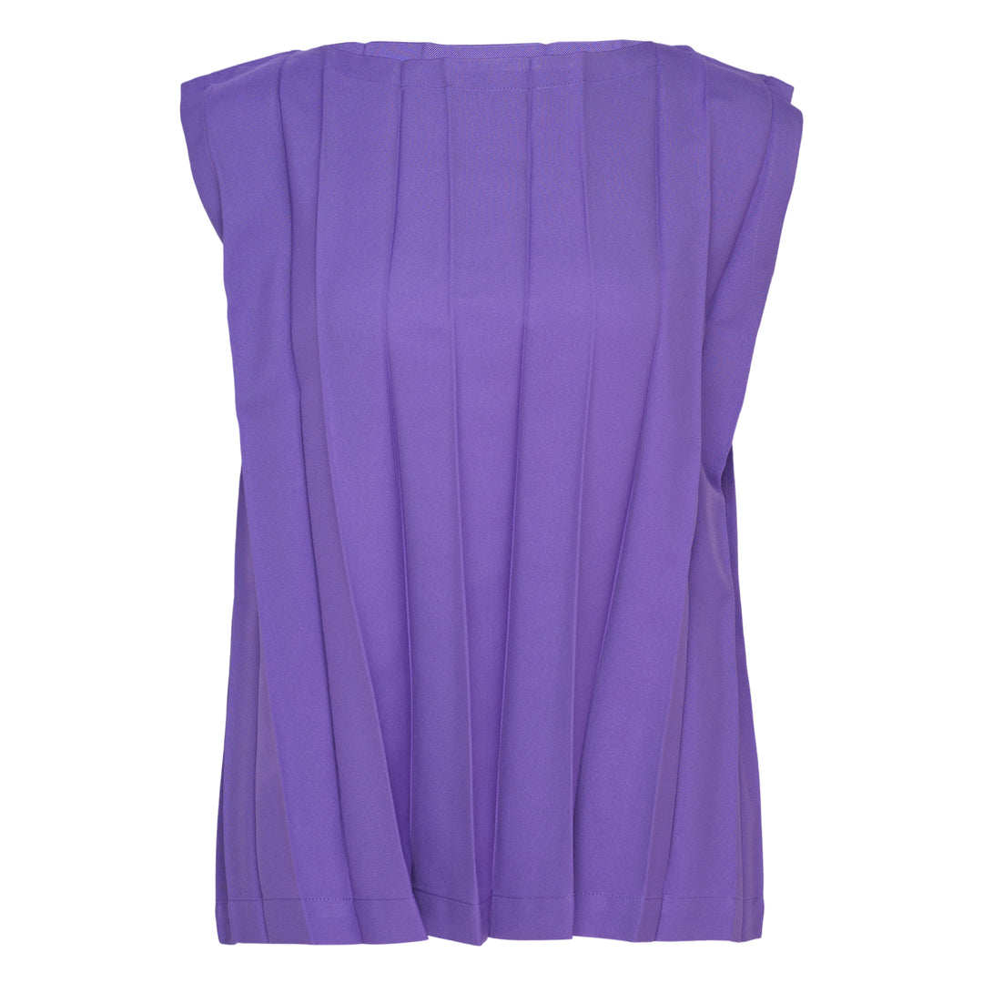 Cross Pleats