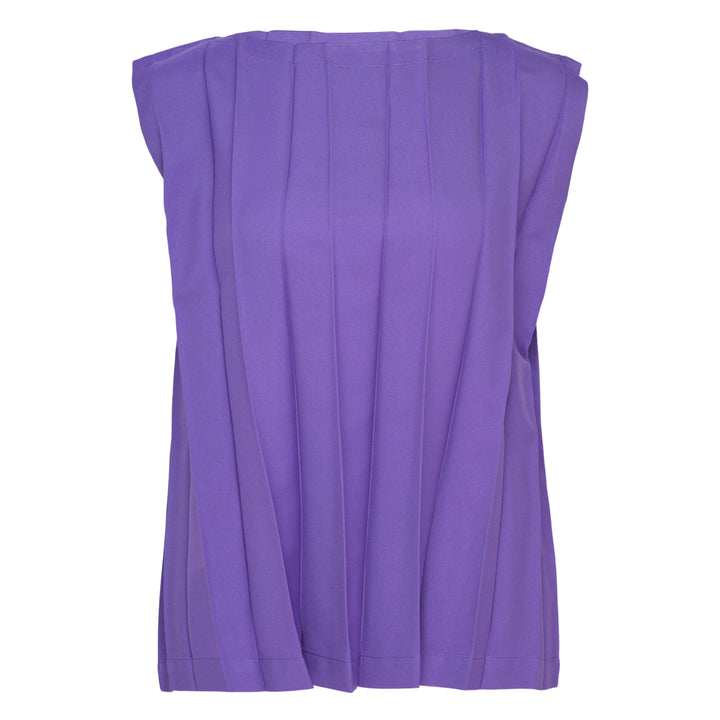 Cross Pleats