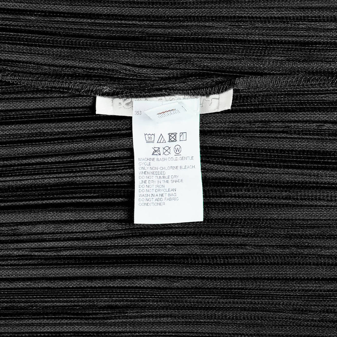 PLEATS PLEASE ISSEY MIYAKE Monthly Colors April Vest – Available at Club 21, Official Retailer in Singapore, Malaysia & Thailand with Global Shipping Online