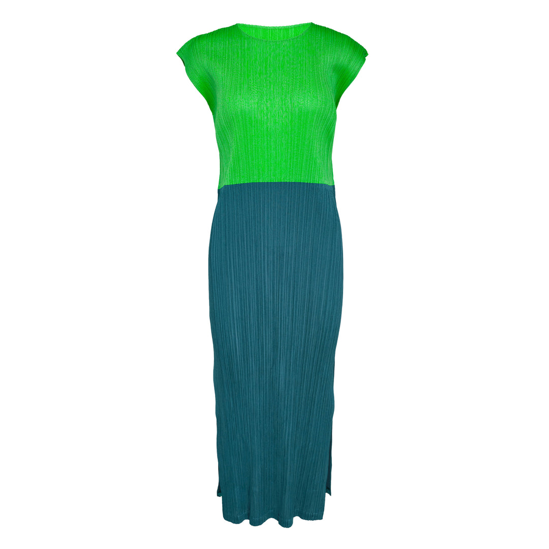 Pleats Please Issey Miyake Swing Dress – Available at Club 21, Official Retailer in Singapore, Malaysia & Thailand with Global Shipping Online