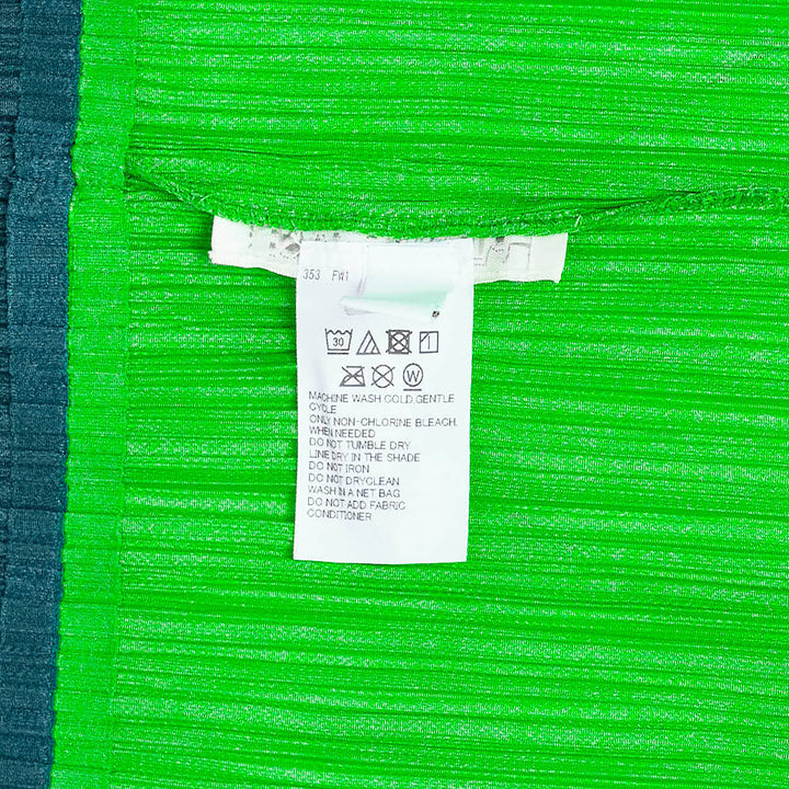 Pleats Please Issey Miyake Swing Dress – Available at Club 21, Official Retailer in Singapore, Malaysia & Thailand with Global Shipping Online