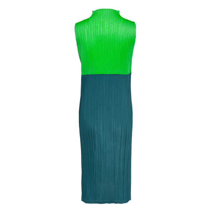 PLEATS PLEASE ISSEY MIYAKE Swing Tunic – Available at Club 21, Official Retailer in Singapore, Malaysia & Thailand with Global Shipping Online