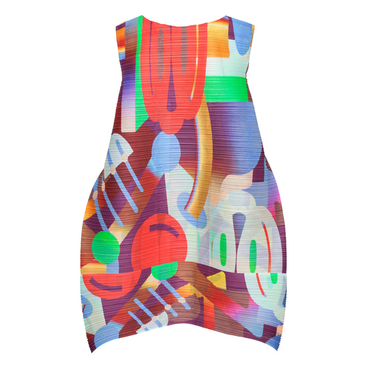 PLEATS PLEASE ISSEY MIYAKE Sleeveless Tunic – Available at Club 21, Official Retailer in Singapore, Malaysia & Thailand with Global Shipping Online