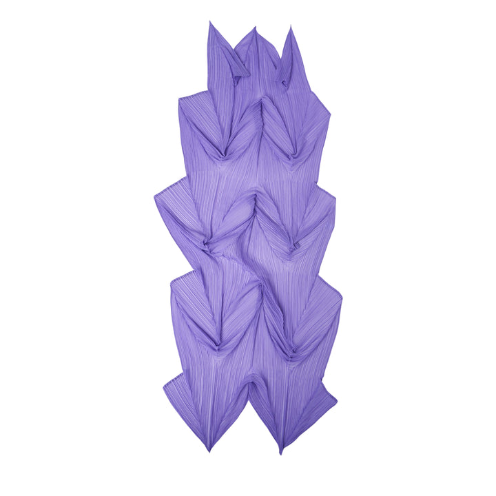 PLEATS PLEASE ISSEY MIYAKE Zigzag Scarf – Available at Club 21, Official Retailer in Singapore, Malaysia & Thailand with Global Shipping Online