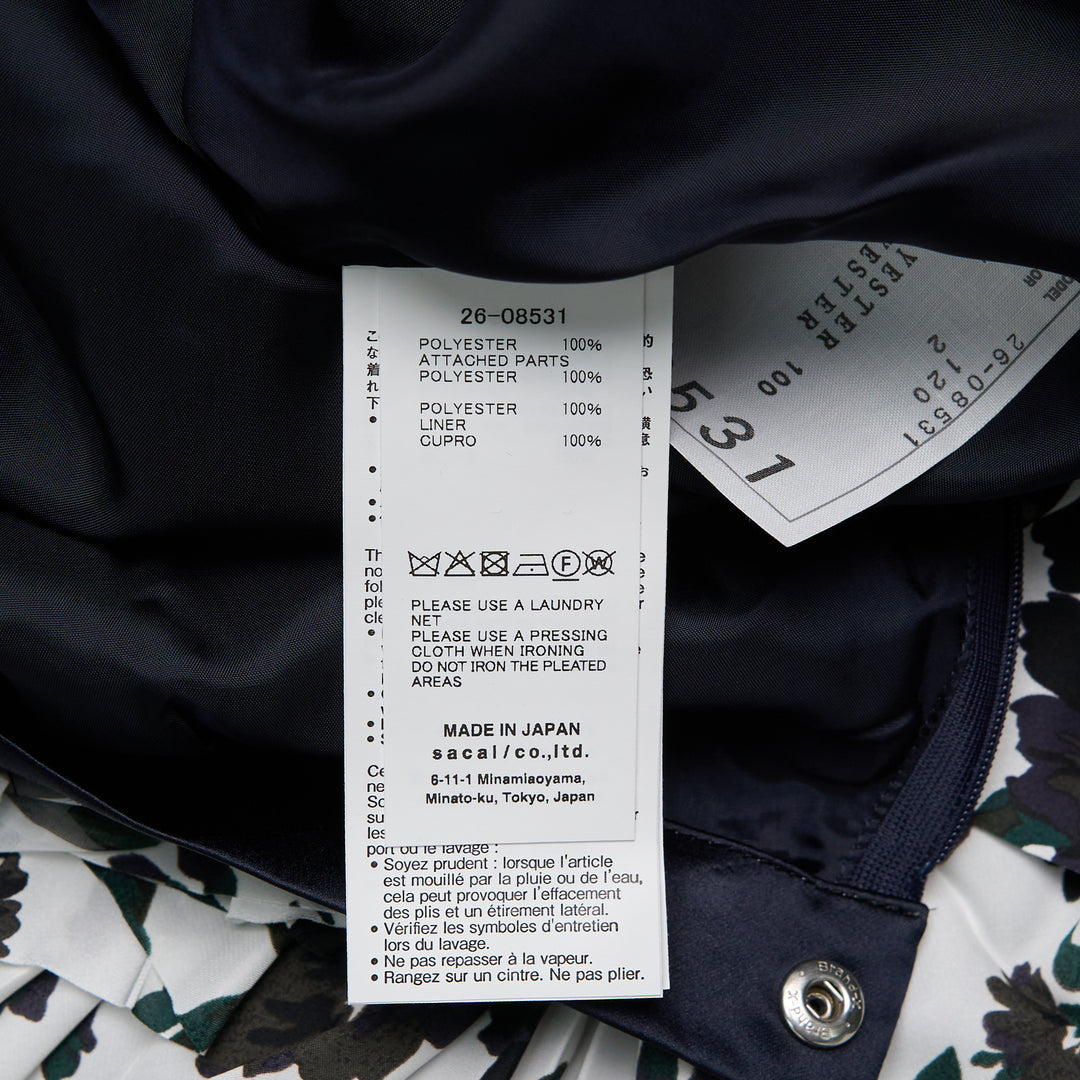 sacai Pattern Mix Skirt – Available at Club 21, Official Retailer in Singapore, Malaysia & Thailand with Global Shipping Online