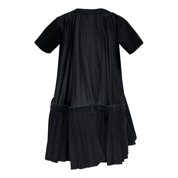 sacai Denim Dress – Available at Club 21, Official Retailer in Singapore, Malaysia & Thailand with Global Shipping Online