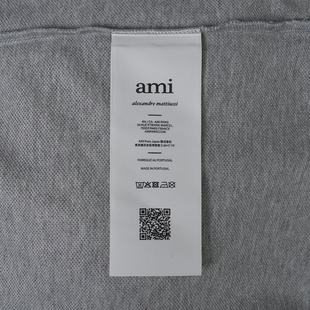 Contrasted AMI de Coeur Polo