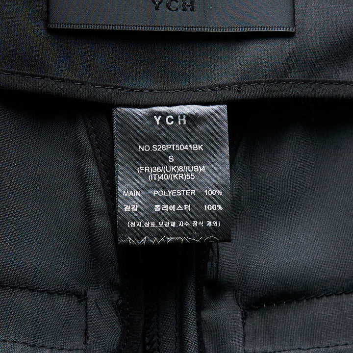 YCH Belted Loose Bermuda Pants – Available at Club 21, Official Retailer in Singapore, Malaysia & Thailand with Global Shipping Online